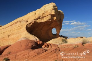 Fire Canyon Arch in Valley of Fire S.P.