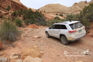 4WD road to Strikevalley Overlook trailhead