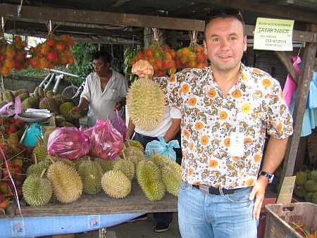 me_and_durian.jpg